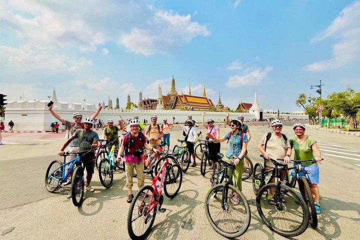 Tour de Bicicleta da Cidade de Banguecoque - Pickup & Lunch