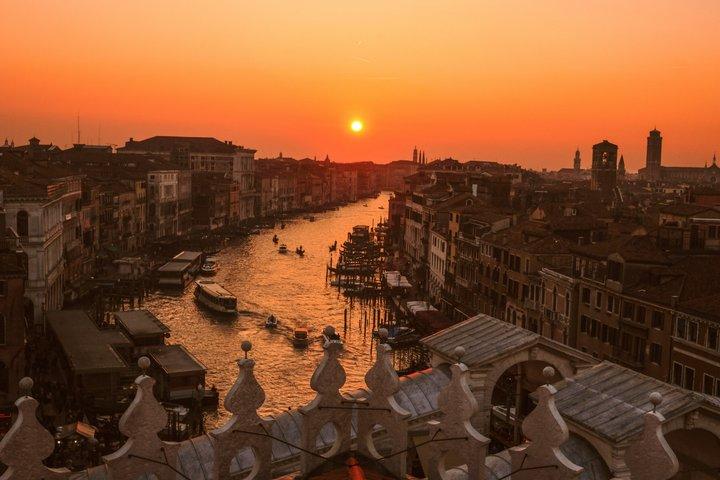 Sunset Boat Tour in Venice