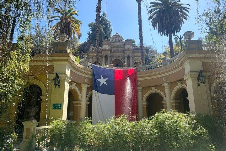 Tour storico e culturale di Santiago: visita guidata a piedi
