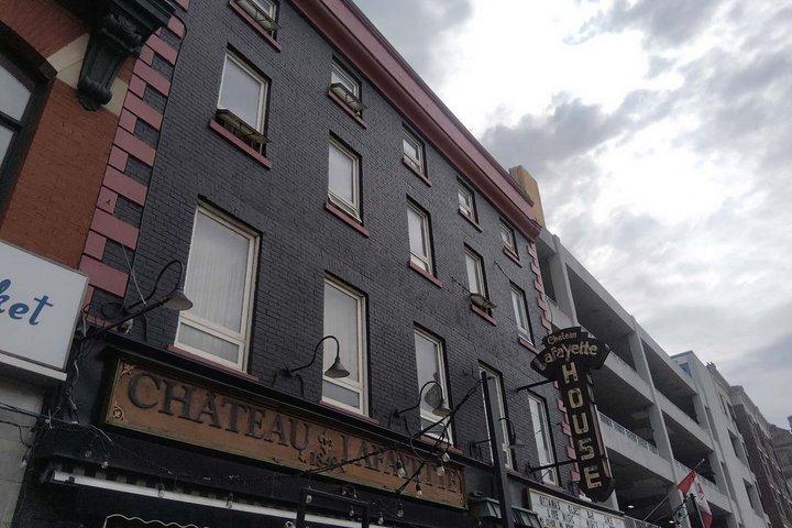 ByWard Market Tour Timmertavernor och Tall Tales