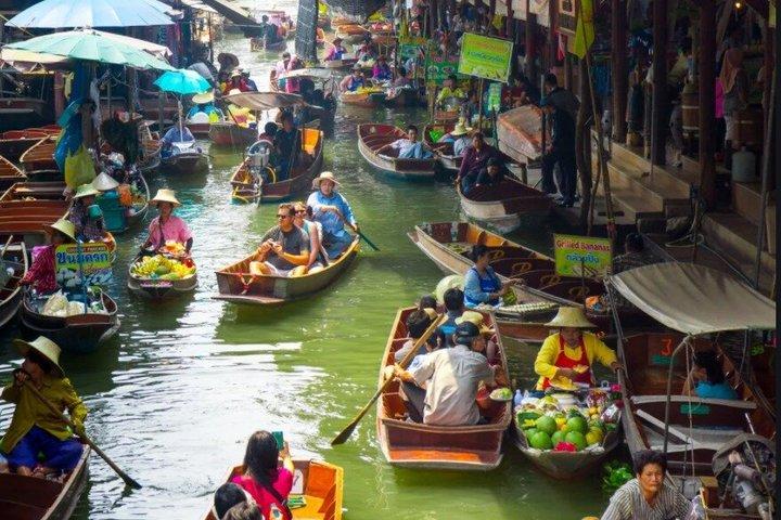Hotéis em Damnern Saduak Floating Market