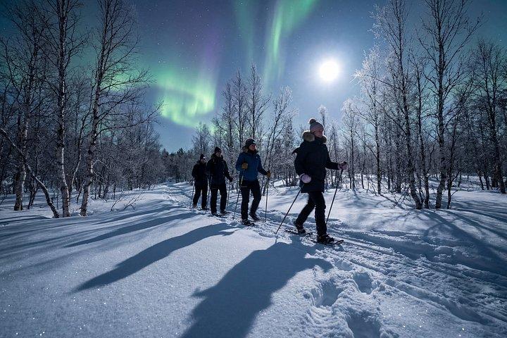 Hoteller i nærheden af Northern Lights Snowshoe Adventure