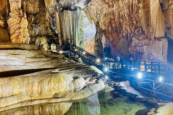 Paradise Cave, Dong Hoi