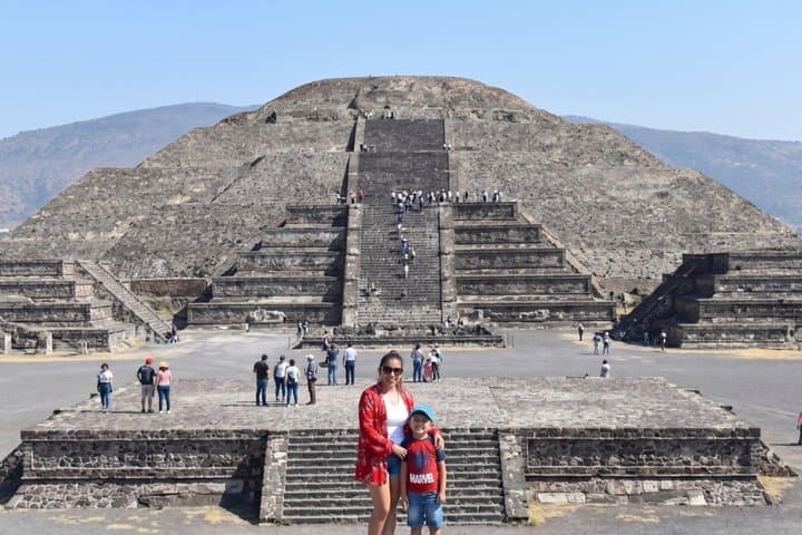 From cdmx: Teotihuacan and Basilica of Guadalupe all inclusive
