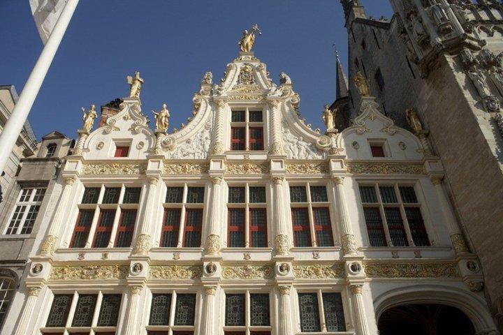 Bruges Uncovered Small Group History and Gastronomy Experience