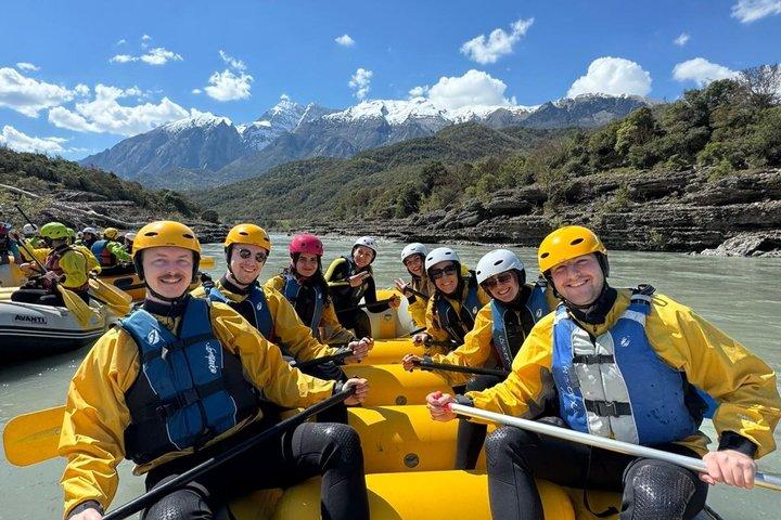Vjosa Rafting Getaway : Tour di rafting nel fiume Vjosa, Permet
