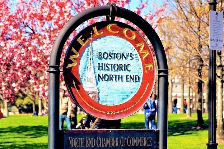 Boston Historic Pubs Tour with Drinks and Tastings Included