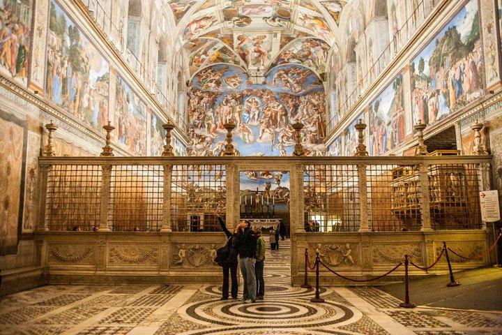 Entrada a los Museos Vaticanos y la Capilla Sixtina