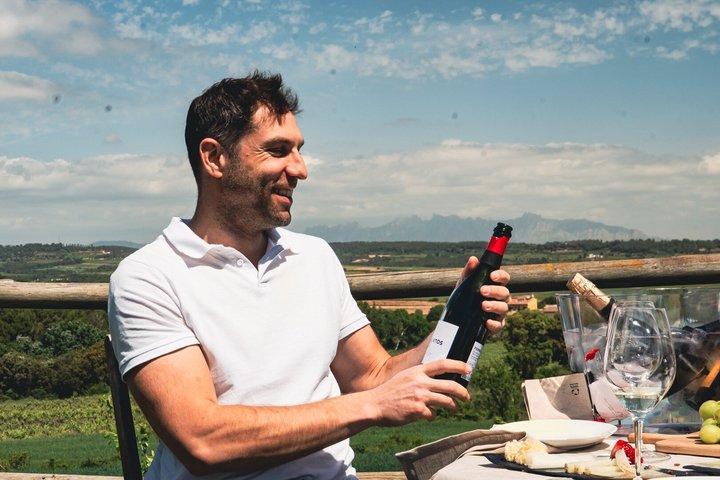 Private Montserrat Tour and Winery With Brunch From Barcelona