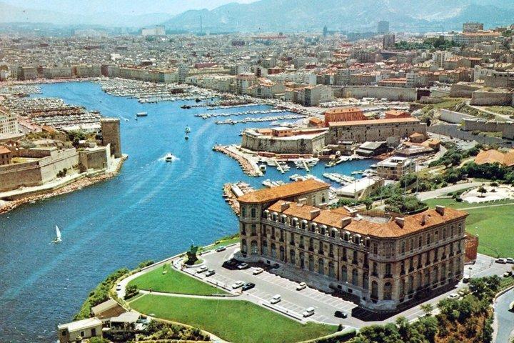 Private Ganztagestour Marseille und Calanques