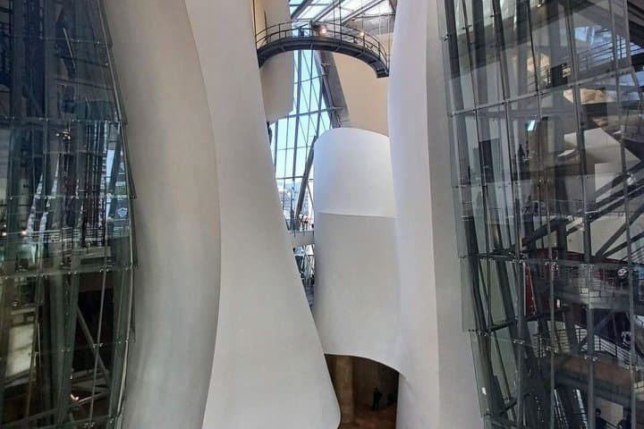 Fondation Louis Vuitton Premium Access