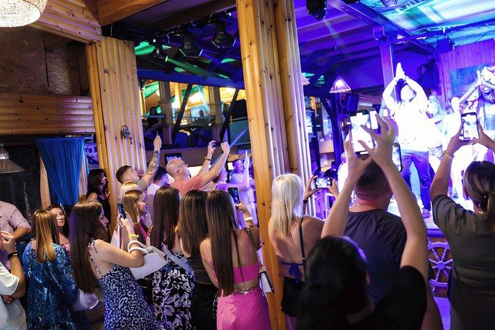 Sunny Beach Pub Quiz Diner Show