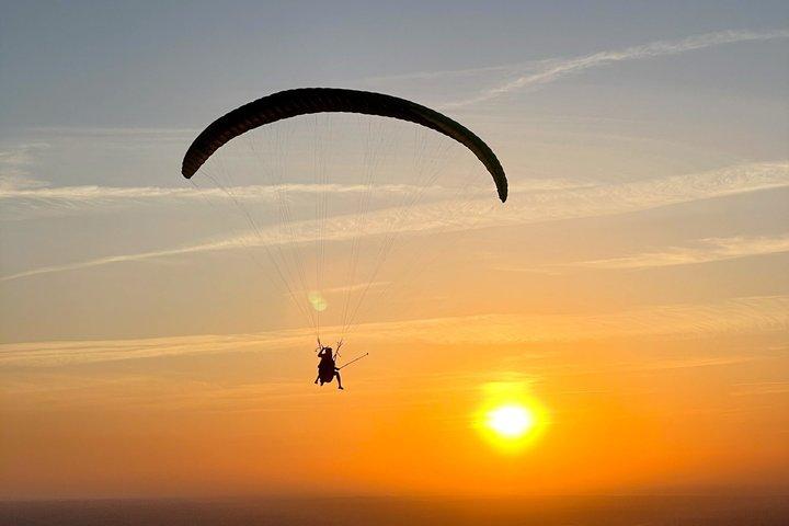 Marrakech Paragliding near Lalla Takerkoust Lake Experience