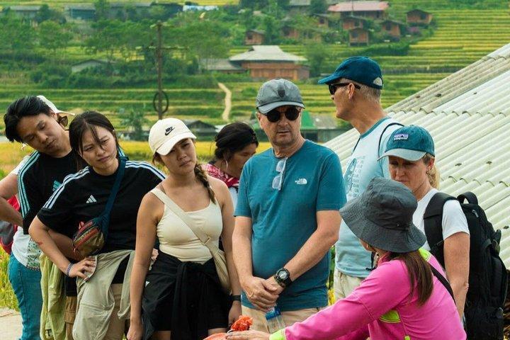 Sapa 2 Day Trek nel villaggio di Ta Van da Hanoi