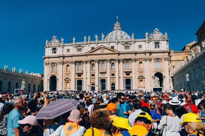 Pope Leo XIV Audience with Guided Entrance