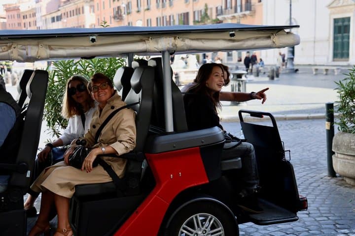 Rome City Tour by Golf Cart: Relax & Explore
