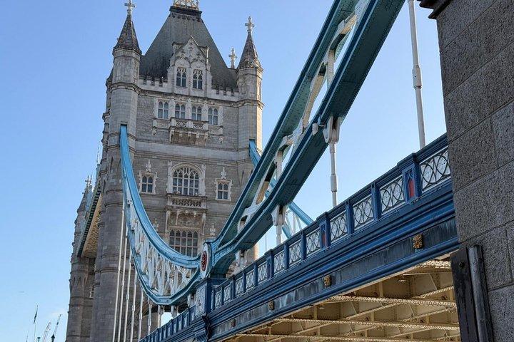 Secret Streets selvstyret skattejagt i Tower Bridge