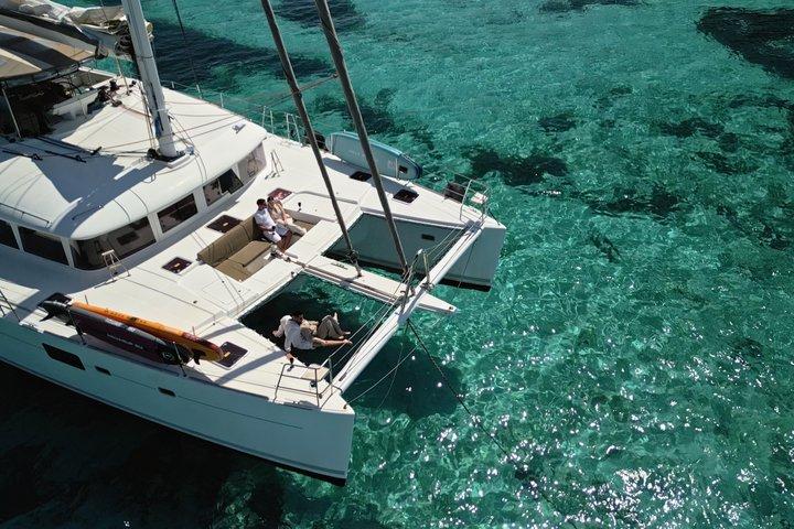 Κissamos Balos and Gramvousa Catamaran Cruise with Meal
