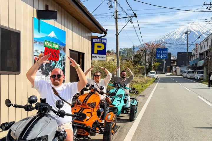 2 Hour Guided Mt Fuji Scenic Trike Tour in Lake Kawaguchiko