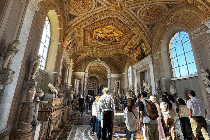 VIP Extra - Tour privato del Vaticano con terrazza panoramica Colazione