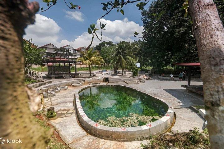 Tour privato di Kuala Lumpur Batu Caves, Hot Springs e Cascate