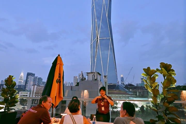 KL Chinatown street food, sunset, nightcap& nightlife