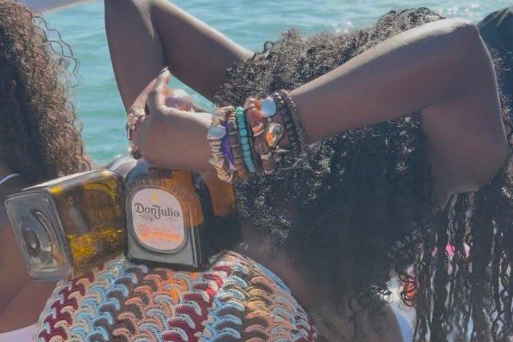 Punta Cana Island Party Boat con Open Bar Adults Only Vibes