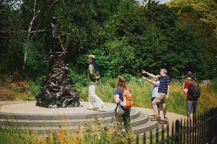 Kensington Palace & Gardens with Take Away Cream Tea