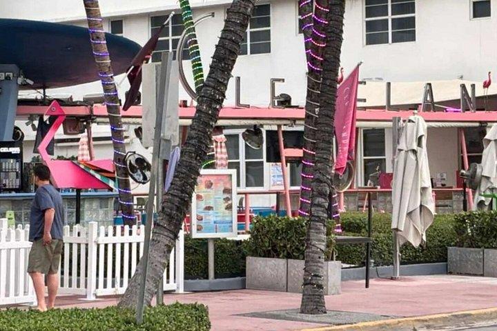 マイアミビーチ:その歴史と建築を陽気に散策