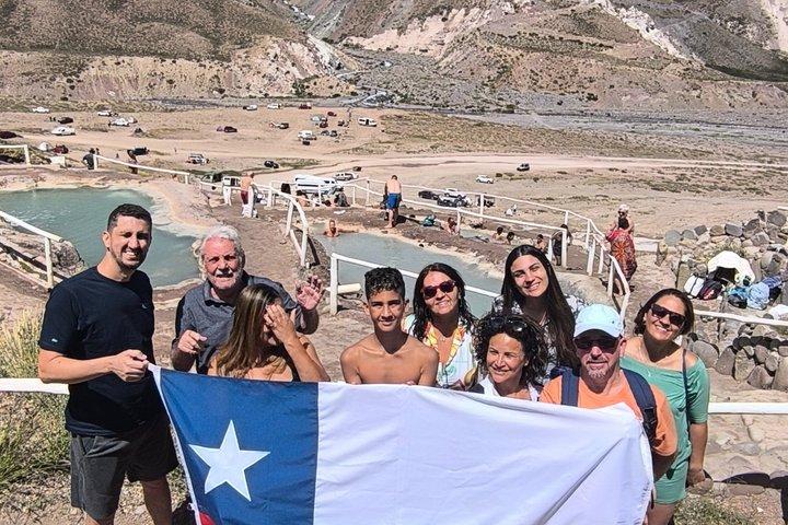 Cajón del Maipo y Termas de Colina Day Tour