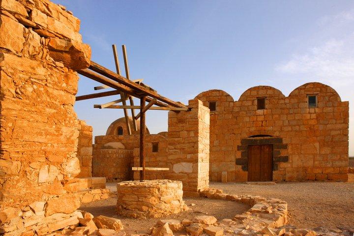 Visite privée: Châteaux du désert islamique d'une journée et visite du château d'Ajloun au départ d'Amman