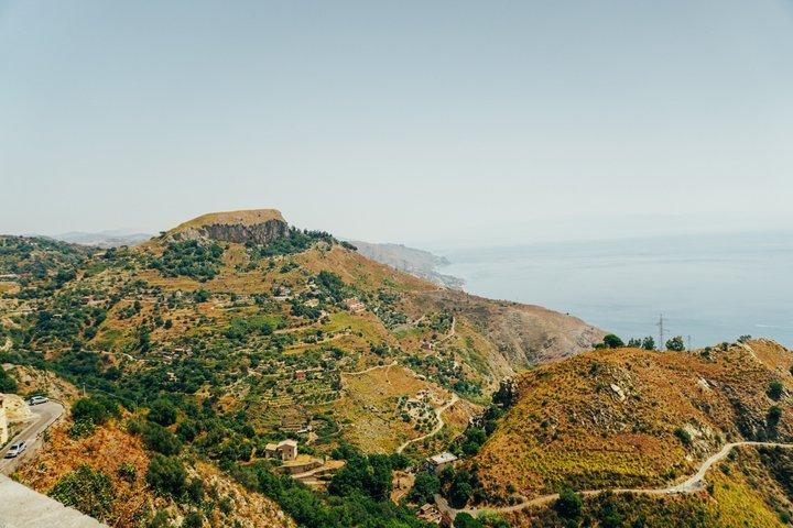 Castelmola Village en Etna Winery vanaf Taormina Sicilië Wijntour