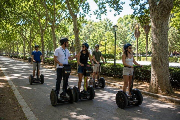 Valencia : 2h Monumental Segway Tour