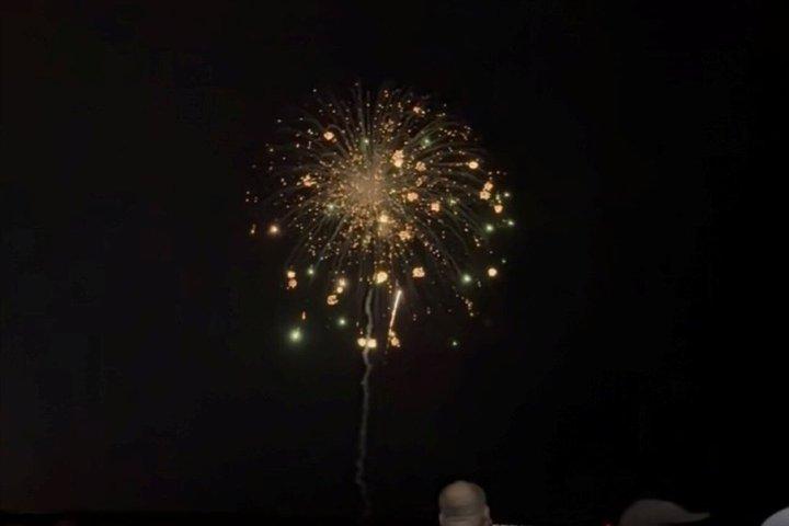 Crucero espectacular por fuegos artificiales