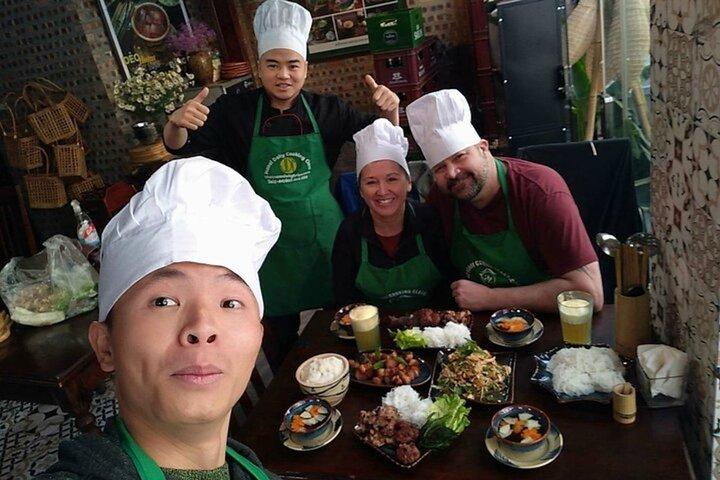 Beste Hanoi Kookles met Lokale Markt Tour