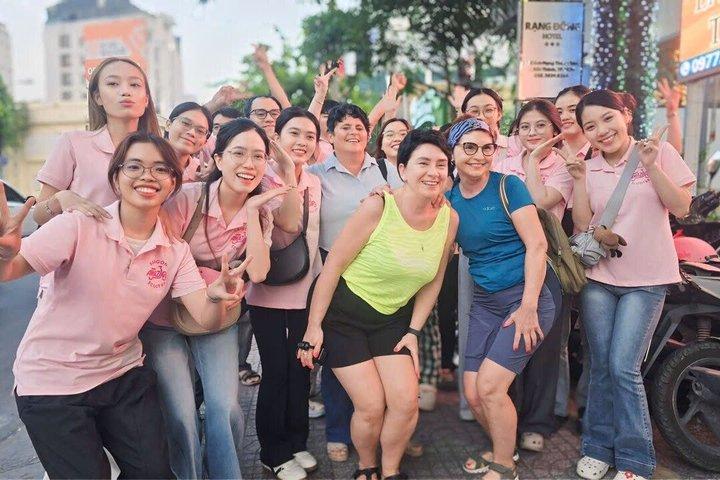 Ho Chi Minh City Highlights & Backstreets Excursão de Scooter