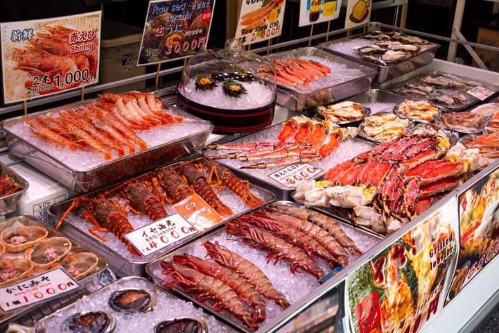 Tokyo Tsukiji Fish Market Street Food and Walking Tour
