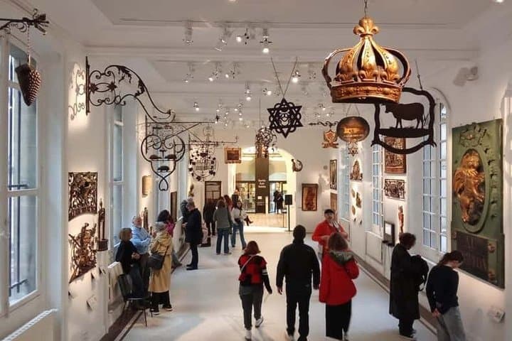 Paris Carnavalet Museum Guided Tour