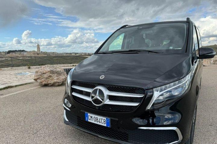 Transfert privé de l'aéroport de Bari à Ostuni et vice versa