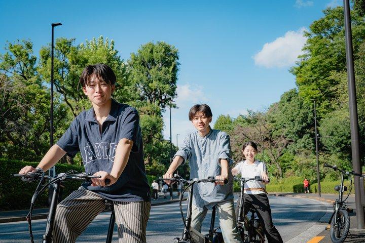 Tidig morgon Cykeltur i City och Temple Area i Tokyo