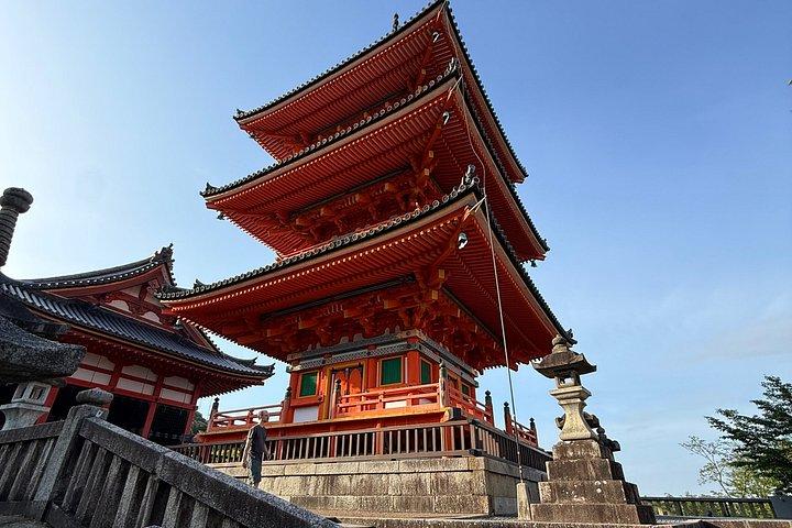 静かな京都:朝神社散策&本格日本語朝食