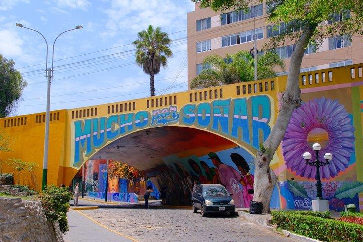 Lima Miraflores Barranco Small Group Bike Tour