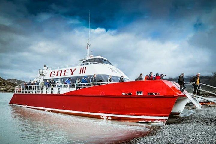 Traslado Puerto Natales Hotel Lago Grey Conexión Navegación
