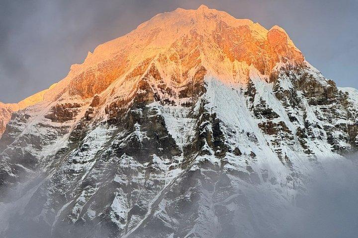 Annapurna Base Camp Hubschraubertour mit Landung