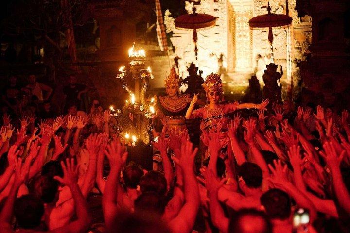 Visite privée du sud de Bali avec Uluwatu Temple Kecak Dance