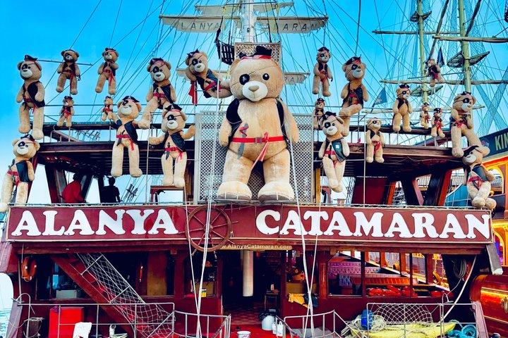 Excursion en catamaran à Alanya avec déjeuner, boissons gazeuses et transfert