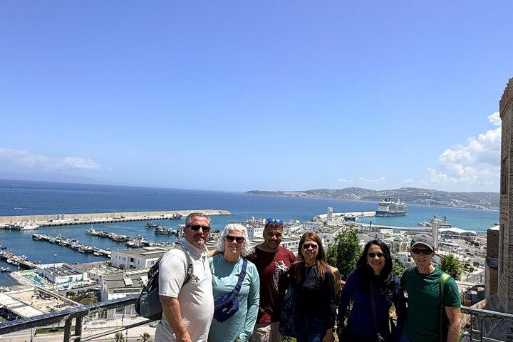Tanger Tour Privado: Medina, Cap Spartel, Caves & Camel Ride