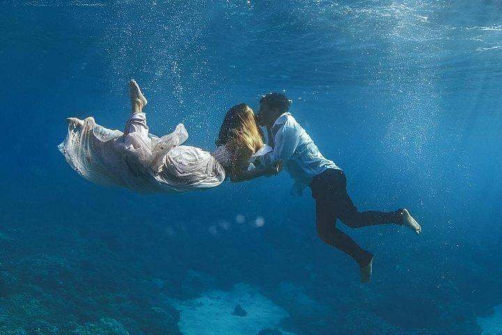 Underwater Photoshoot at sea - from Sorrento Positano Amalfi