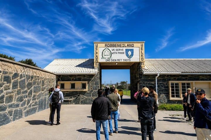 Cape Town: Robben Island Tour Including Ferry Tickets & Transfers