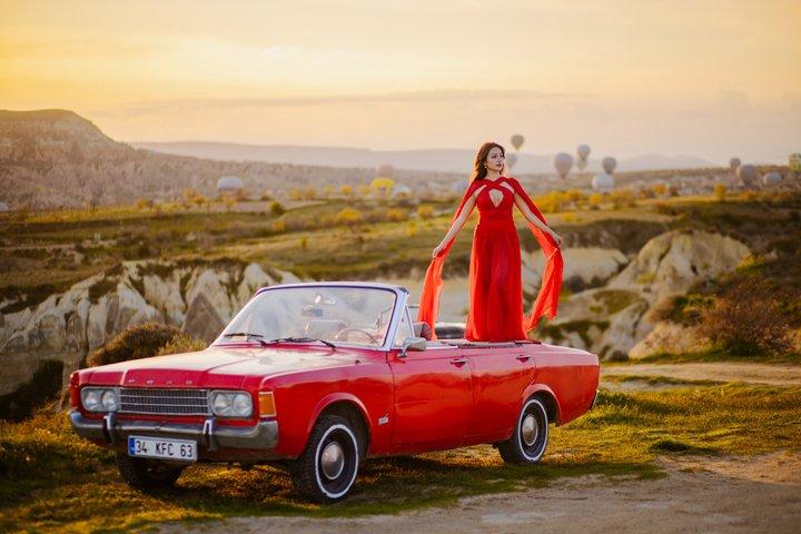 Cappadoce Photoshoot avec robe volante et bobines Instagram